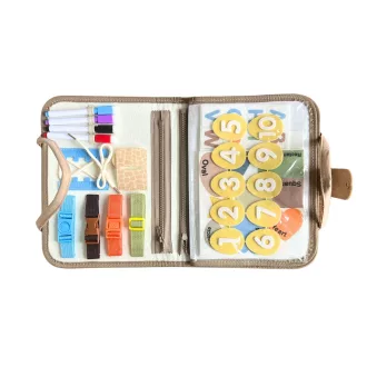 2Kids Toys - Szenzoros busy könyv: Dínók 1 - JátékManufaktúra