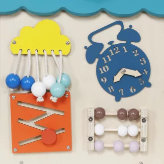2KidsToys-Fejlesztő aktivitástábla, Házikó, türkiz - JátékManufaktúra