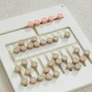 2KidsToys-Fejlesztő aktivitástábla, Kutya - JátékManufaktúra