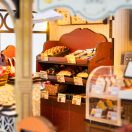 2Kids Toys - Babaház miniatúra Juli péküzlete - JátékManufaktúra