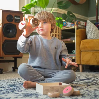 Bigjigs Toys - Doboz fánkokkal - JátékManufaktúra