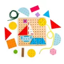 Bigjigs Toys - Fűzős játék Geometriai formák - JátékManufaktúra