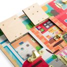 Bigjigs Toys - Fa motorikus tábla reteszekkel és zárakkal - JátékManufaktúra