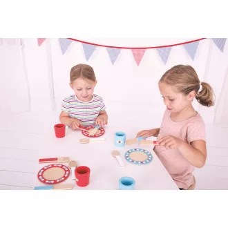Bigjigs Toys - Fa étkészlet pöttyökkel - JátékManufaktúra
