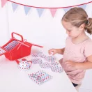 Bigjigs Toys - Pöttyös teáskészlet piknikkosárban - JátékManufaktúra