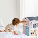 BusyKids - Activity board házikó pasztell fehér - JátékManufaktúra