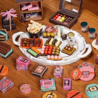 RoboTime - Miniatűr házikó: Henry Csokoládéboltja - JátékManufaktúra