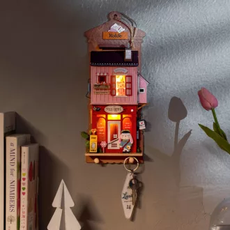 RoboTime - Miniatűr házikó (akasztható): Posta - JátékManufaktúra