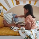 Small Foot - Fa mágneses laptop - JátékManufaktúra