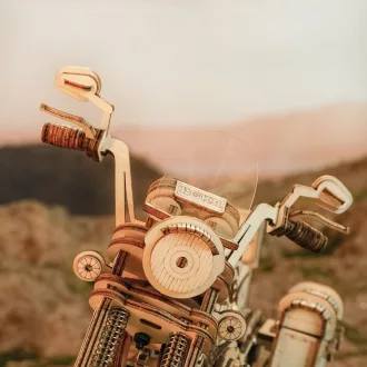 RoboTime - 3D fa puzzle: Cruiser motorbicikli - JátékManufaktúra