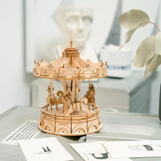 RoboTime - 3D fa puzzle: Vidám körhinta - JátékManufaktúra