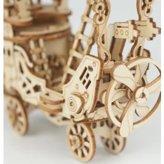 RoboTime - 3D fa puzzle: Mesebeli léghajó - JátékManufaktúra