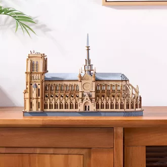 RoboTime - 3D fa modell: Notre-Dame katedrális (Párizs) - JátékManufaktúra