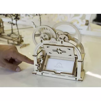 Ugears 3D fa mechanikus puzzle - Névjegykártya-doboz - JátékManufaktúra