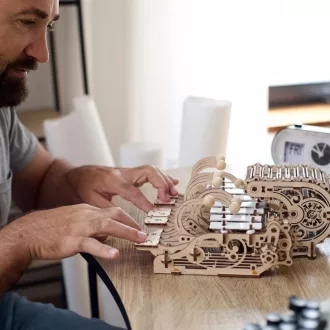 Ugears 3D fa mechanikus puzzle - Programozható celesta - JátékManufaktúra